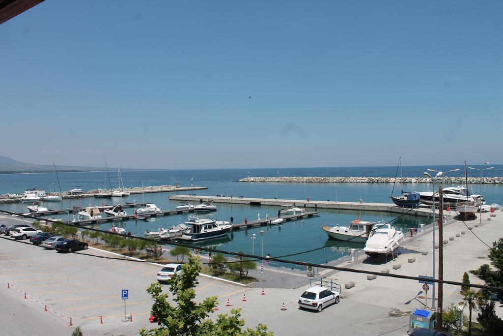 Hotel Xaris Platamonas Exterior foto